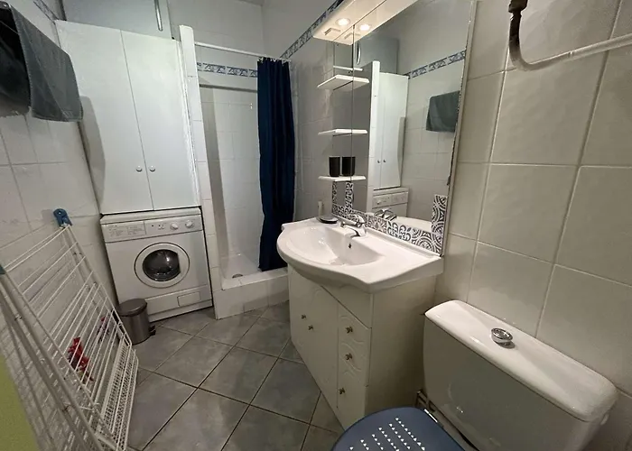 Cosy A 100m De La Avec Balcon Et Parking - - Fr-1-224c-199 아파트