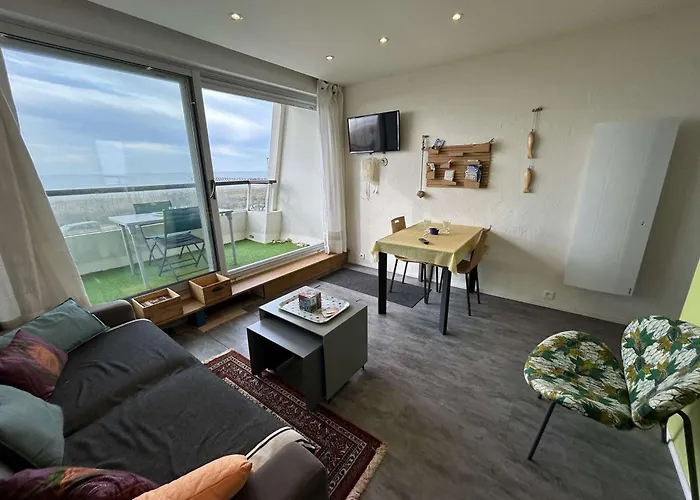 Cosy A 100m De La Avec Balcon Et Parking - - Fr-1-224c-199